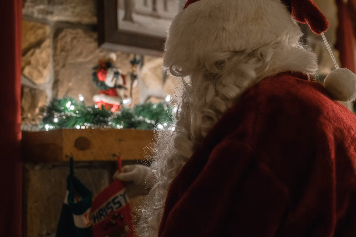 Santa Photos By GLAD