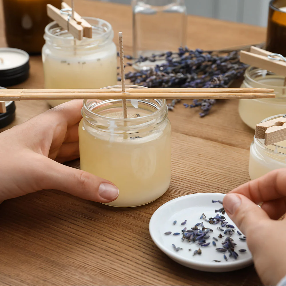 Mason Jar Stars: Make Decorative Candle Jars and Scented Candles